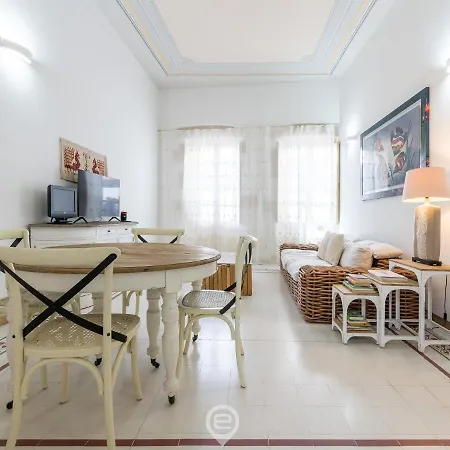 Piazza Yenne Bliss *