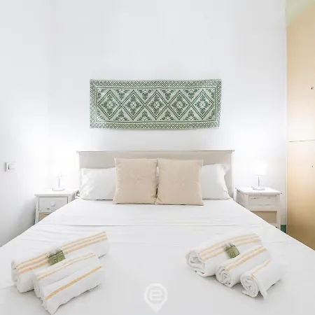 Piazza Yenne Bliss Apartment