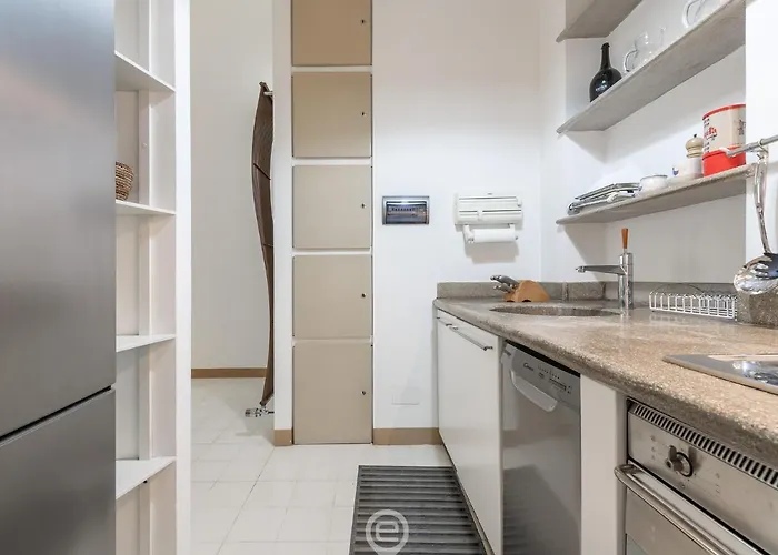 Piazza Yenne Bliss *